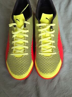 Puma Men’s Neon Yellow and Pink Athletic Sneakers